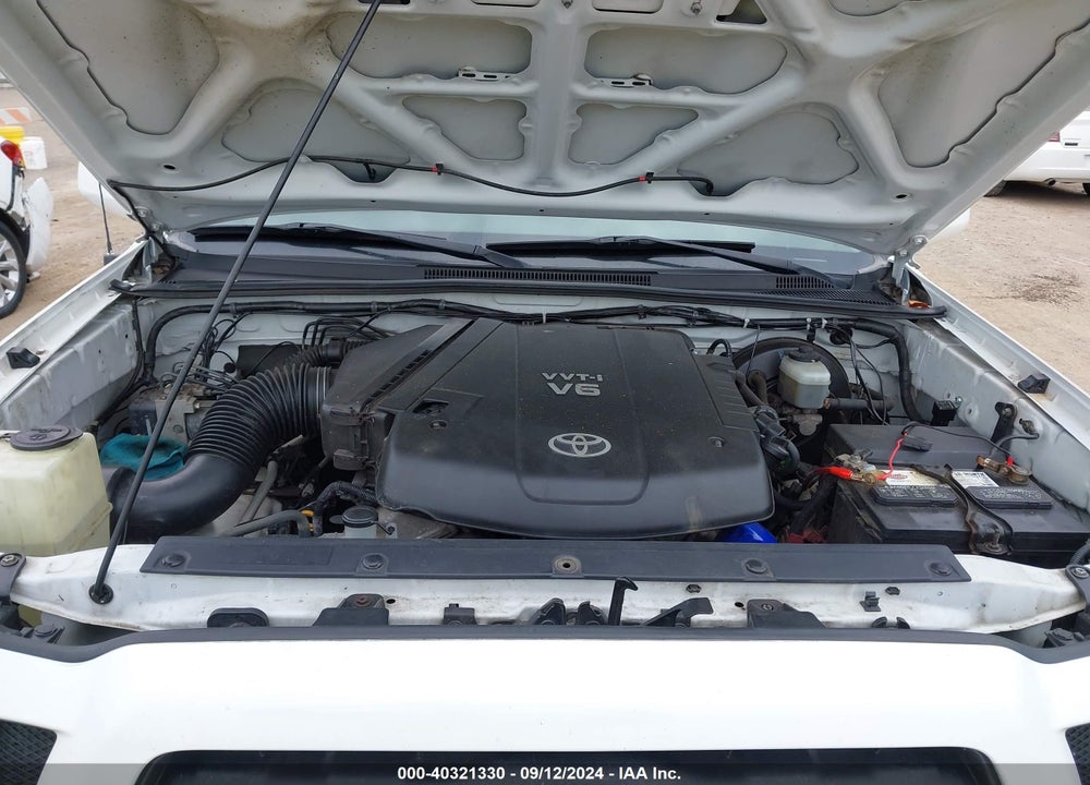 2005 TOYOTA TACOMA DOUBLE CAB VIN: 5TELU42N05Z111978