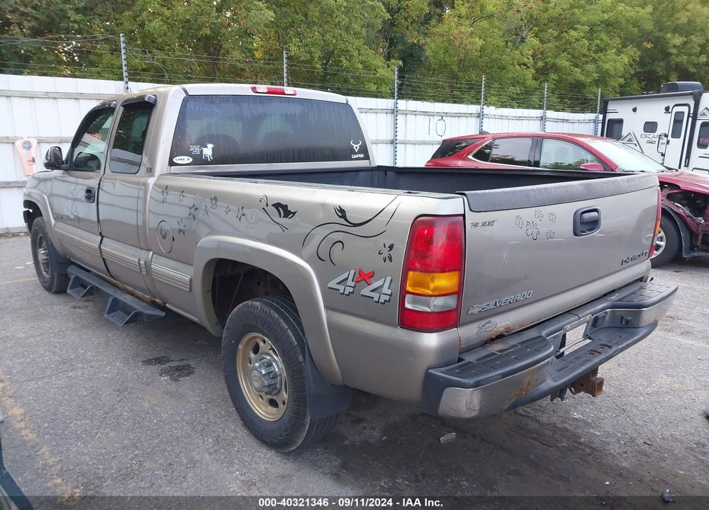 2002 CHEVROLET SILVERADO 2500 LT VIN: 1GCGK29U82Z273826