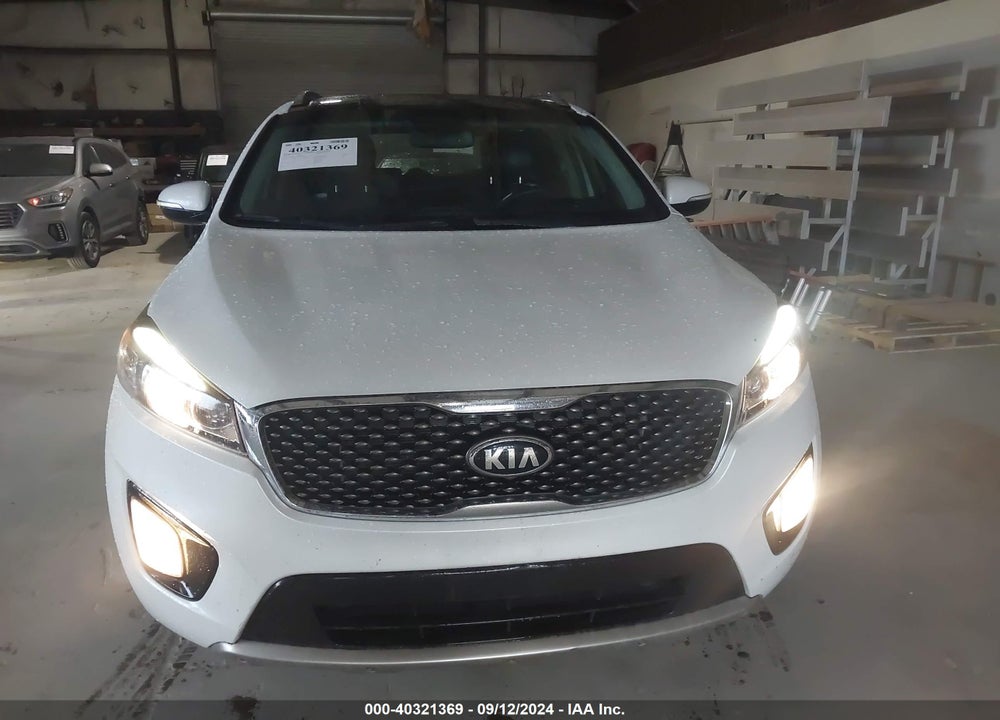 2016 KIA SORENTO 3.3L SX VIN: 5XYPKDA50GG008291