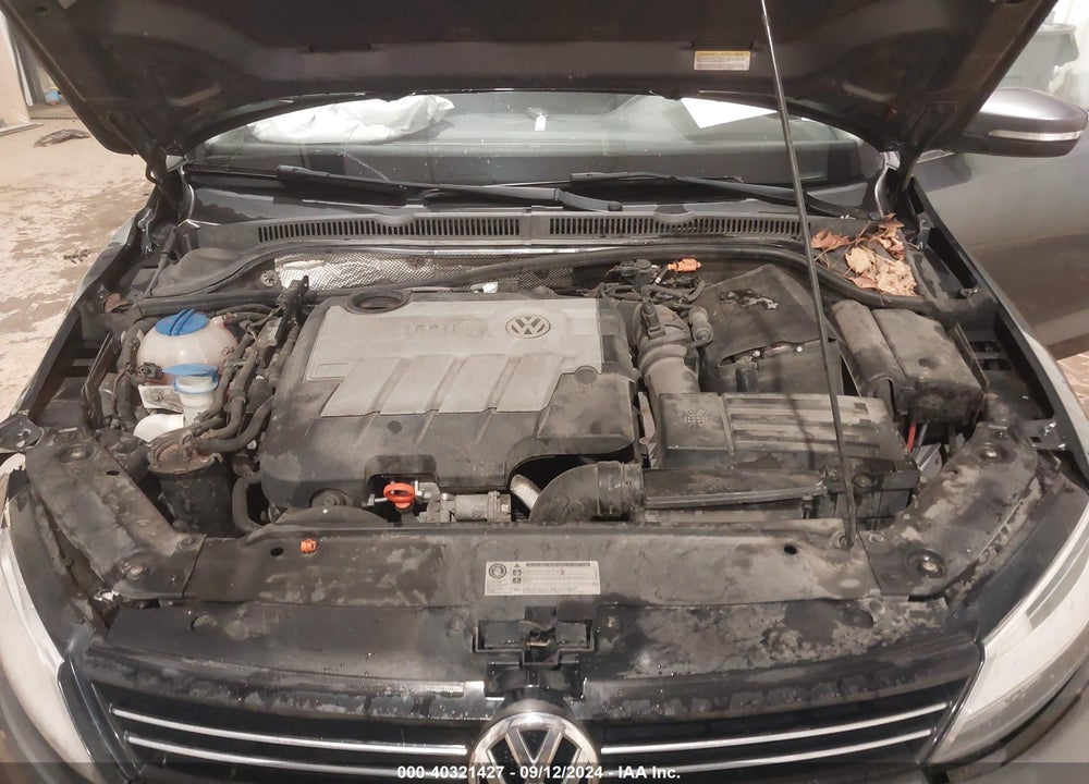 2012 VOLKSWAGEN JETTA 2.0L TDI VIN: 3VW3L7AJ1CM043328