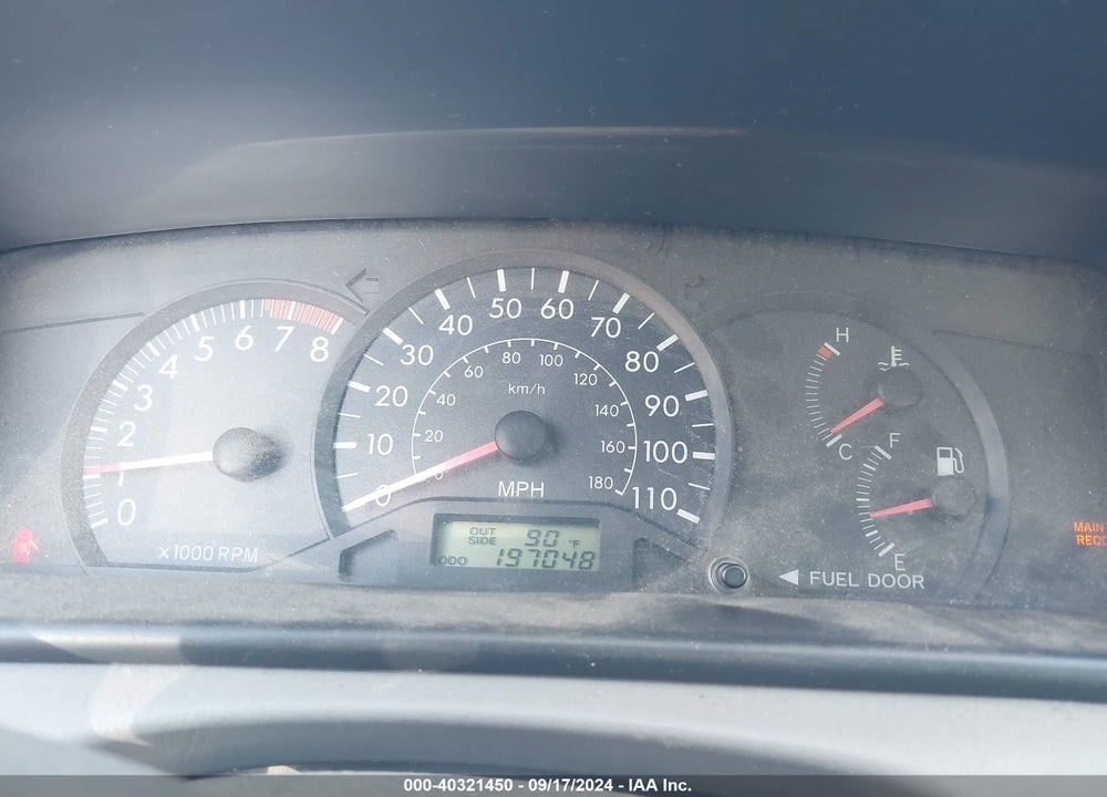 2005 TOYOTA COROLLA CE VIN: 1NXBR32E15Z508207