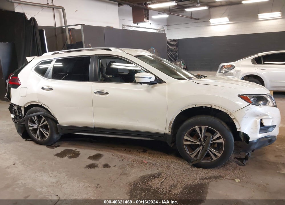 2019 NISSAN ROGUE SV VIN: JN8AT2MVXKW382748