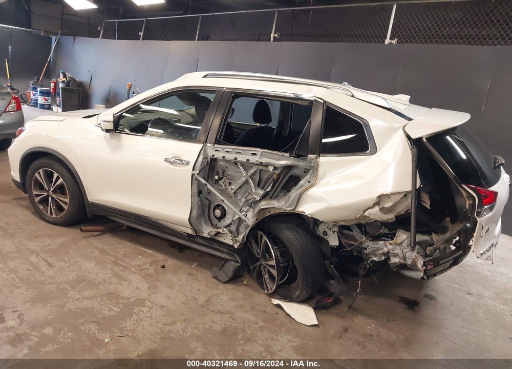 2019 NISSAN ROGUE SV VIN: JN8AT2MVXKW382748
