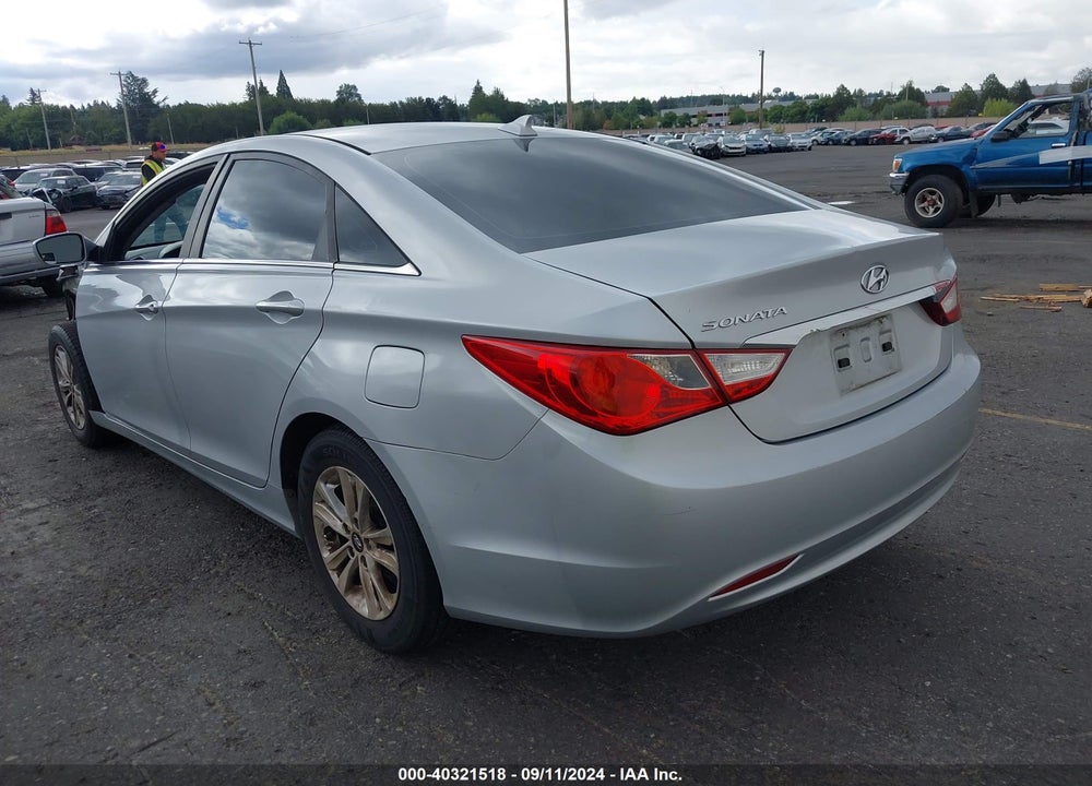 2013 HYUNDAI SONATA GLS VIN: 5NPEB4AC8DH519354