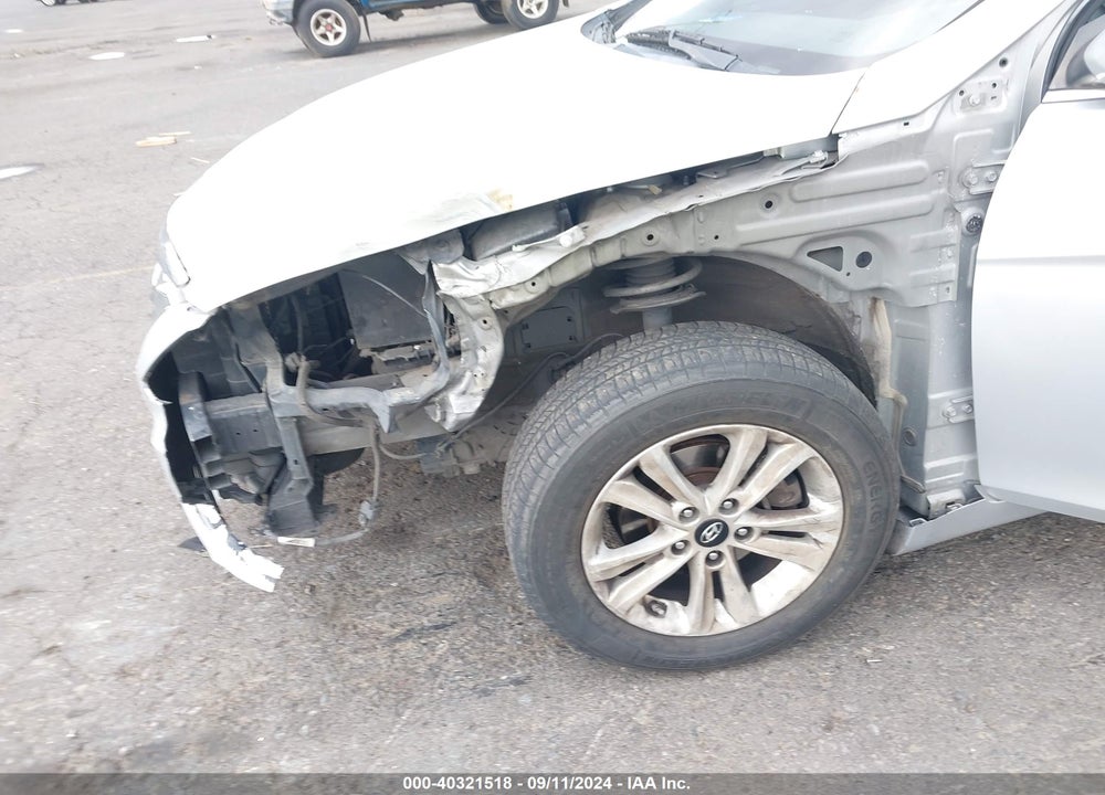 2013 HYUNDAI SONATA GLS VIN: 5NPEB4AC8DH519354