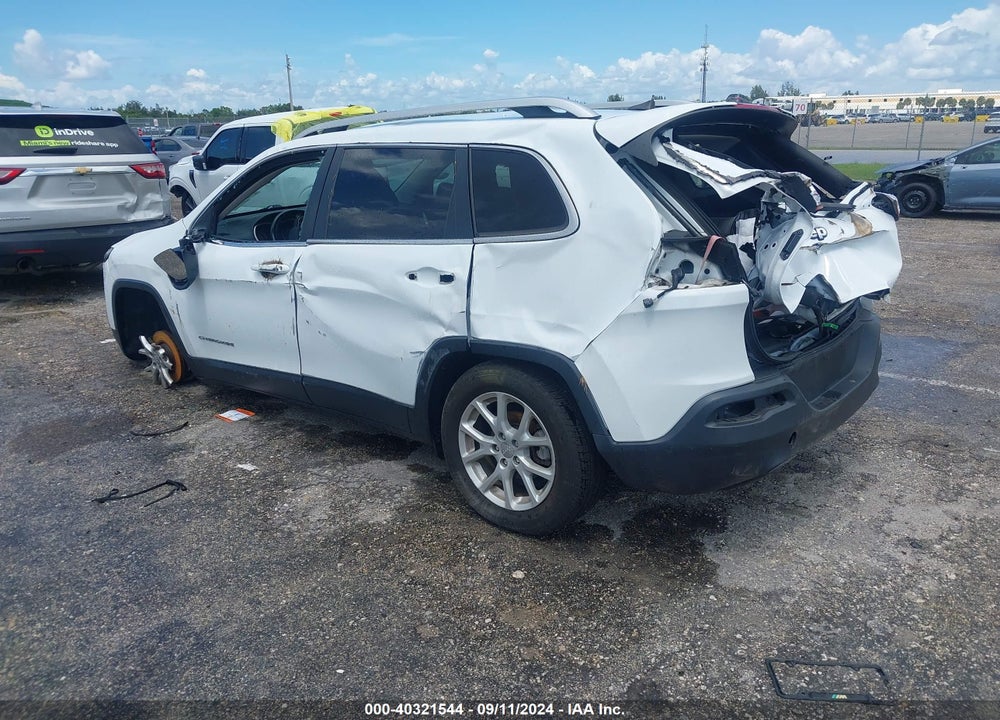 2017 JEEP CHEROKEE LATITUDE FWD VIN: 1C4PJLCB7HW586604