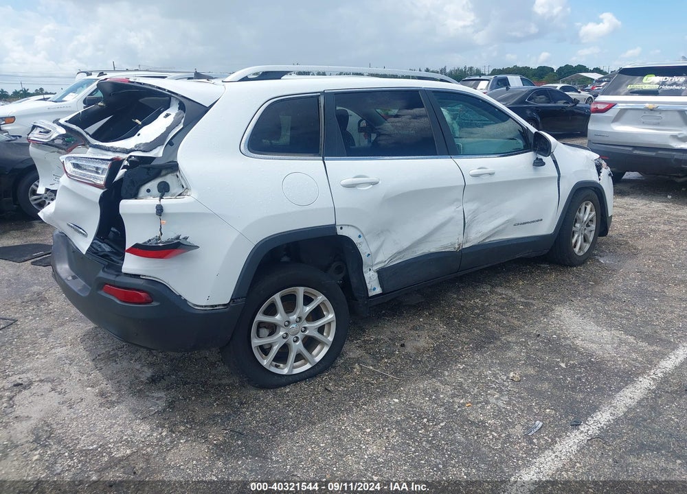 2017 JEEP CHEROKEE LATITUDE FWD VIN: 1C4PJLCB7HW586604