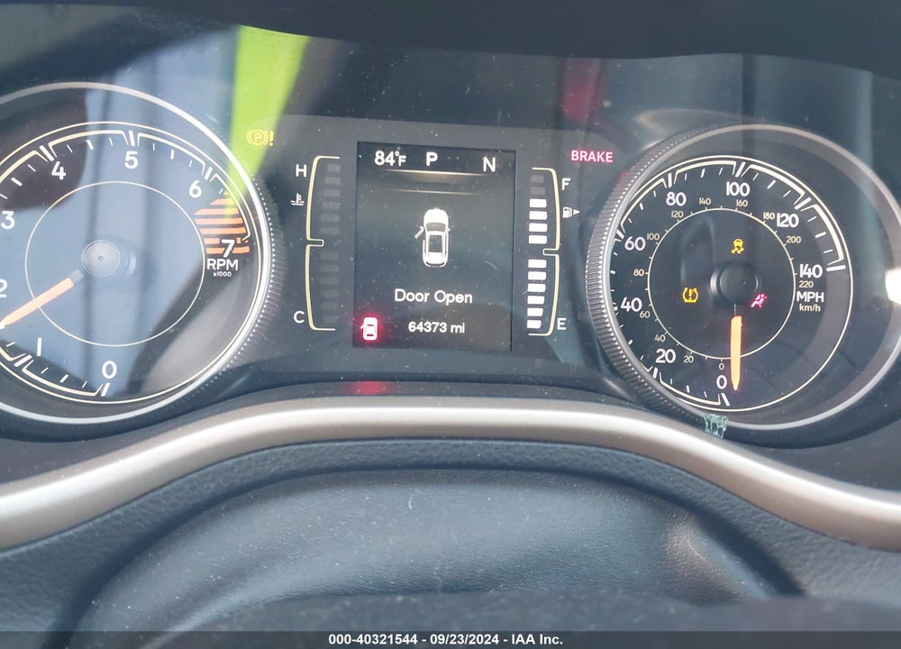 2017 JEEP CHEROKEE LATITUDE FWD VIN: 1C4PJLCB7HW586604