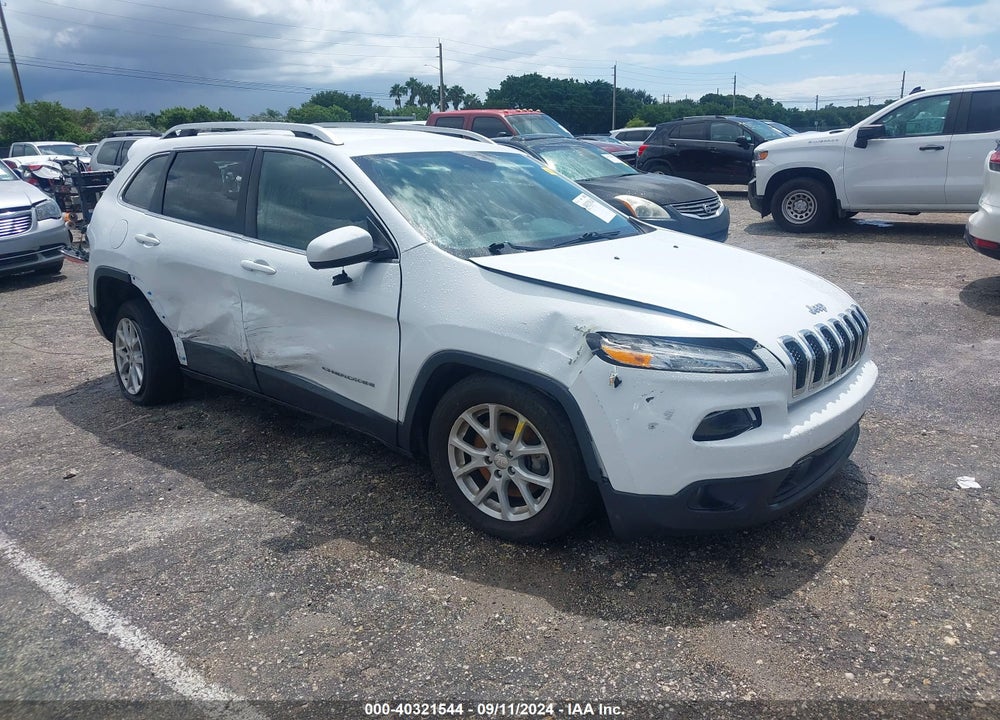 2017 JEEP CHEROKEE LATITUDE FWD VIN: 1C4PJLCB7HW586604