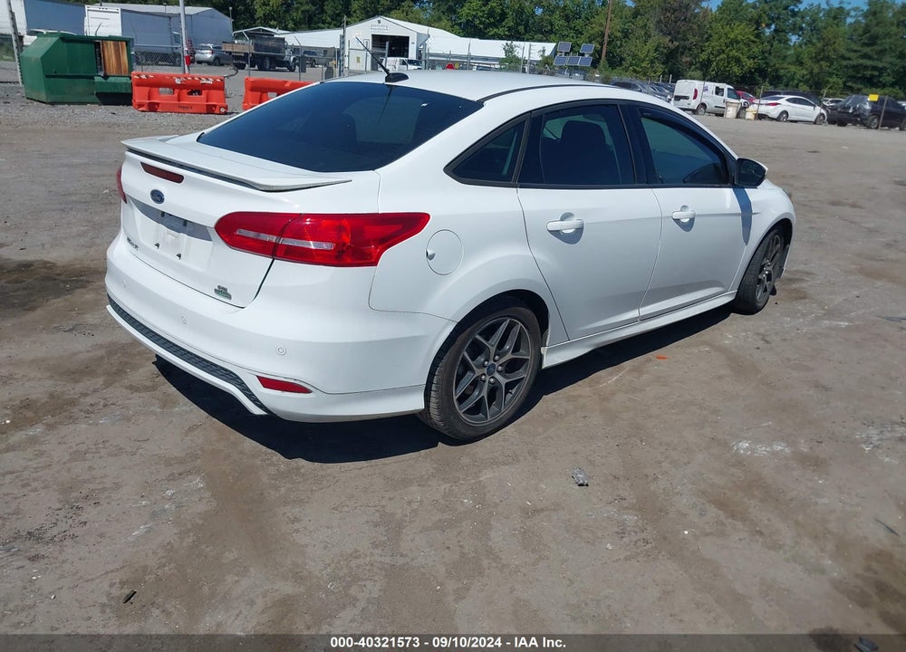 2015 FORD FOCUS SE VIN: 1FADP3FE2FL238933