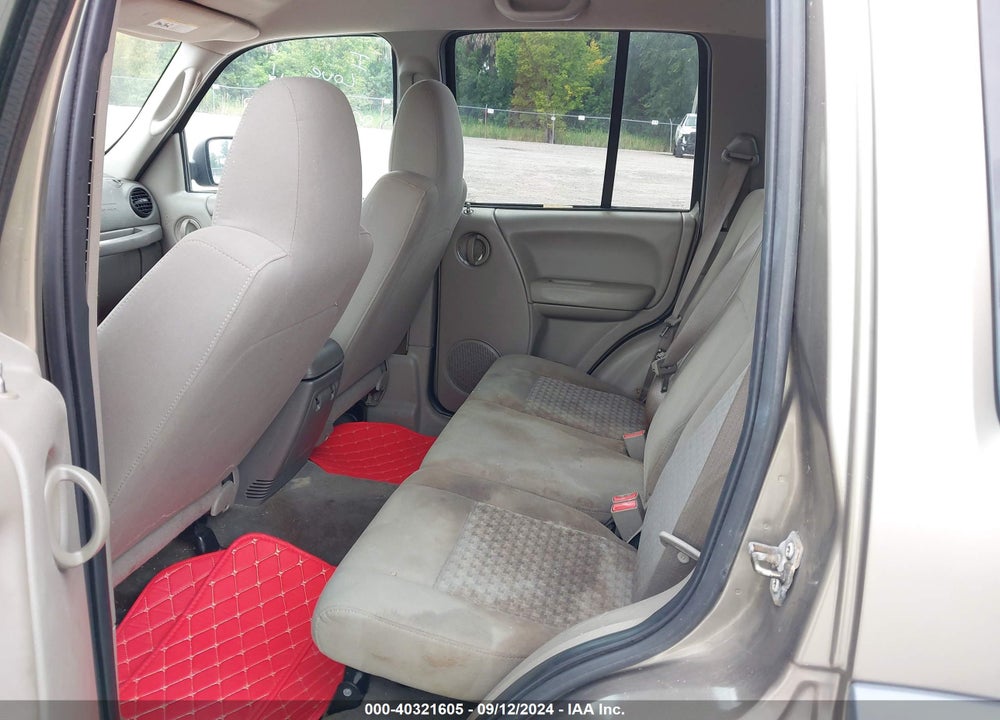 2005 JEEP LIBERTY SPORT VIN: 1J4GL48K05W555368
