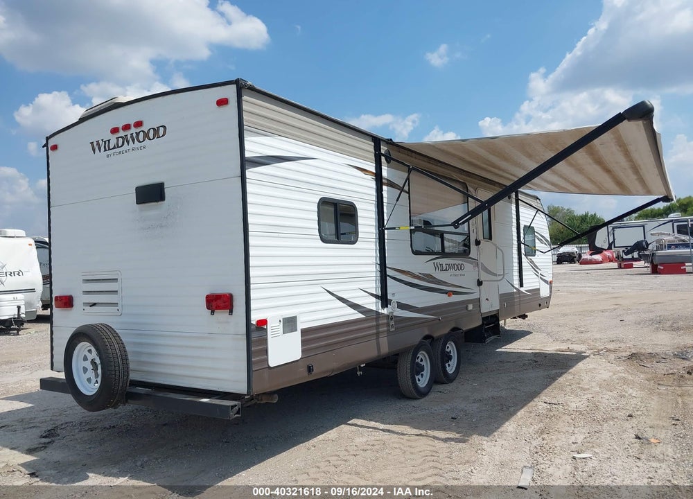 2017 WILDWOOD BY FOREST R M-27RKSS VIN: 4X4TWDC21HA260391