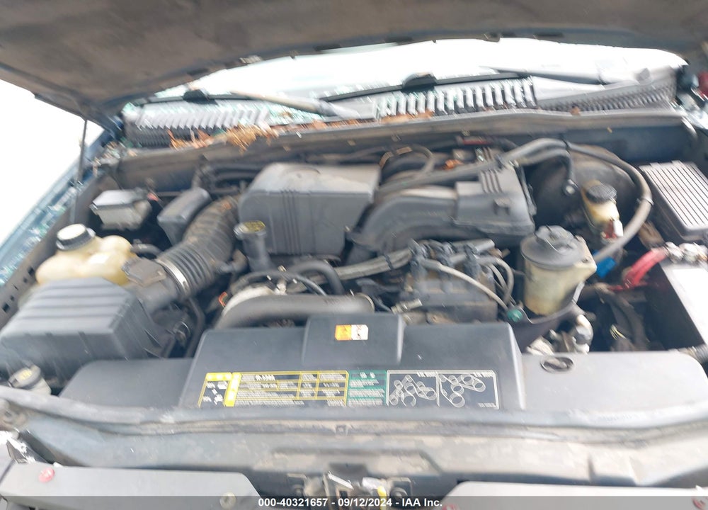 2002 FORD EXPLORER XLS VIN: 1FMZU62E72UB87526