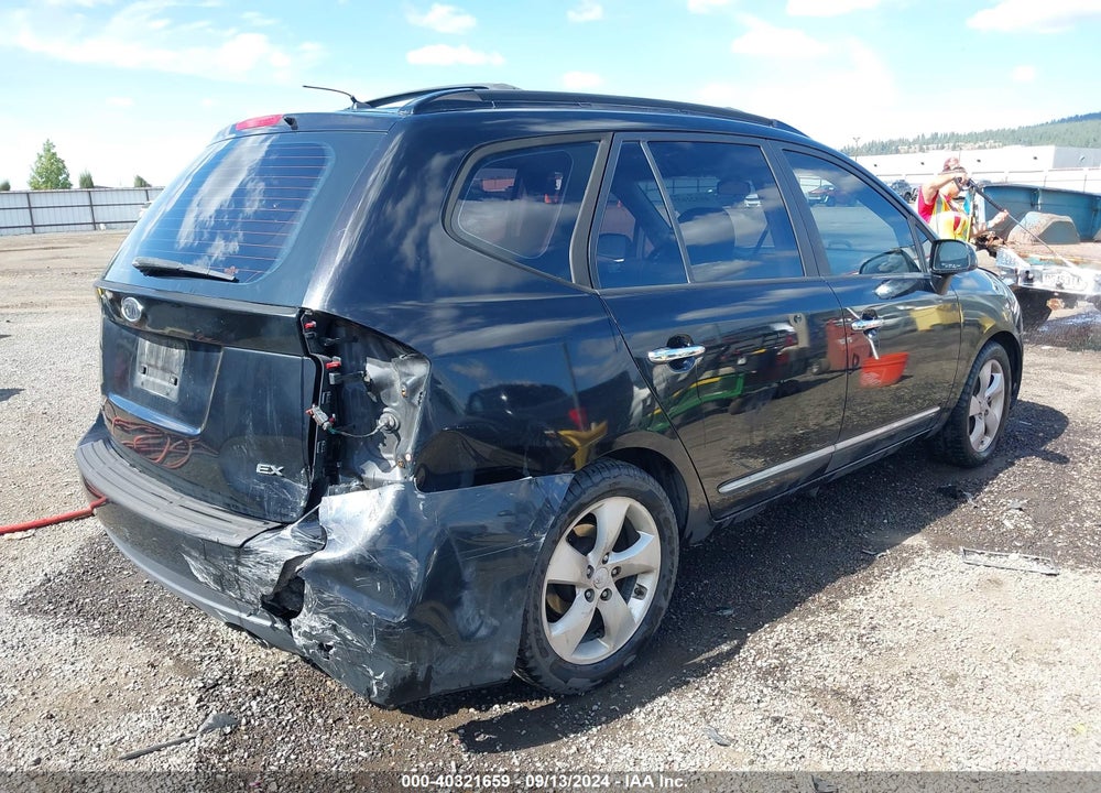 2007 KIA RONDO EX VIN: KNAFG525877047819