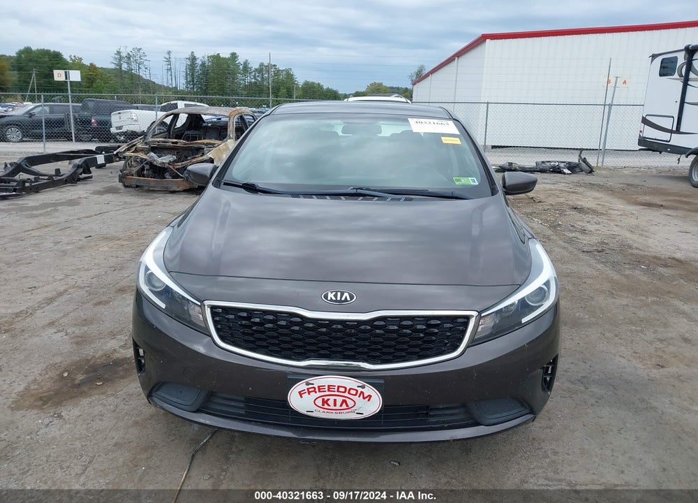 2018 KIA FORTE LX VIN: 3KPFL4A77JE194166