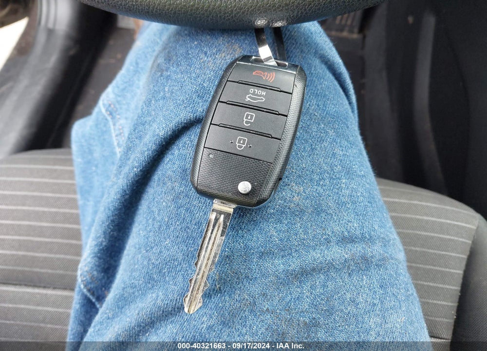2018 KIA FORTE LX VIN: 3KPFL4A77JE194166