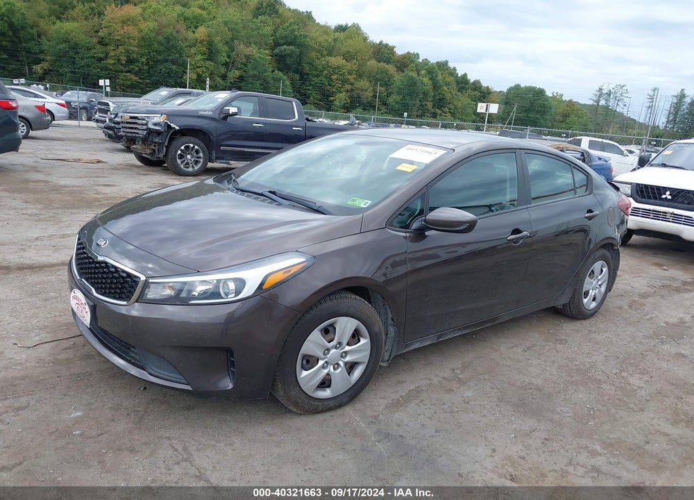 2018 KIA FORTE LX VIN: 3KPFL4A77JE194166