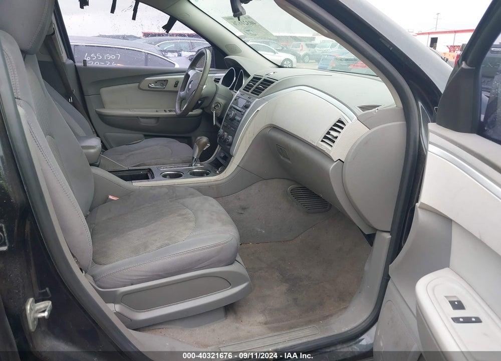 2010 CHEVROLET TRAVERSE LT VIN: 1GNLRFED4AS117515