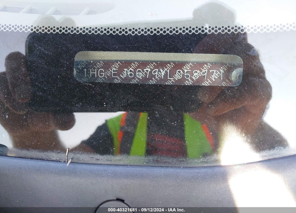 2000 HONDA CIVIC LX VIN: 1HGEJ6679YL058971