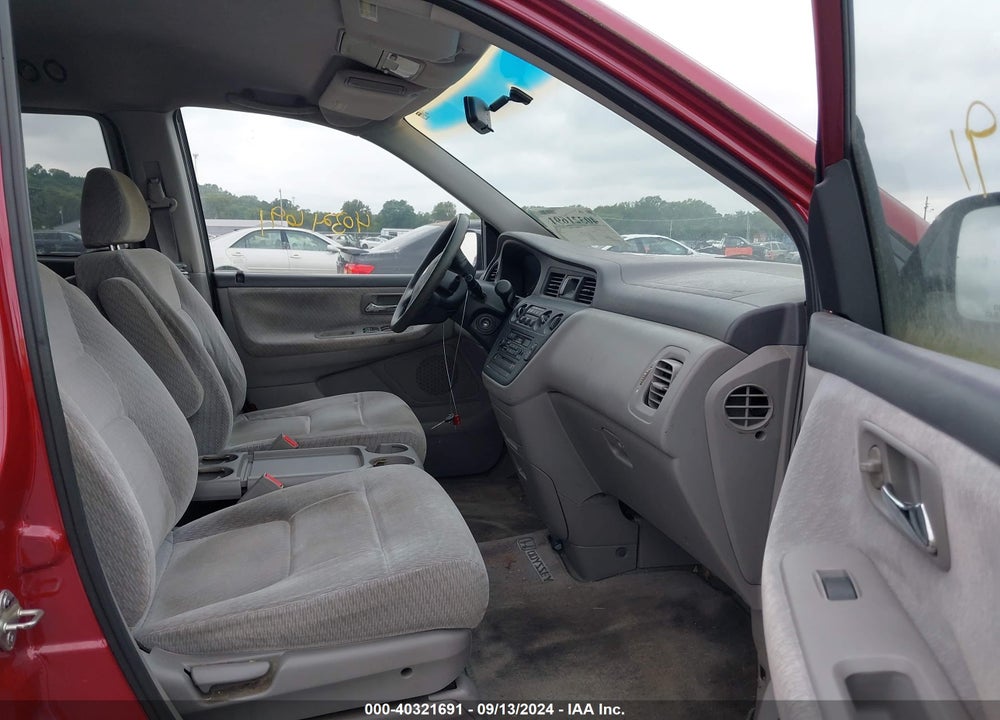 2002 HONDA ODYSSEY LX VIN: 5FNRL18532B028545