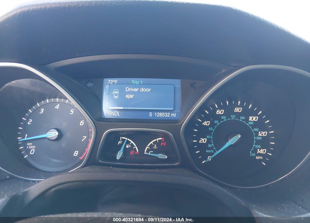 2014 FORD FOCUS SE VIN: 1FADP3F21EL426380