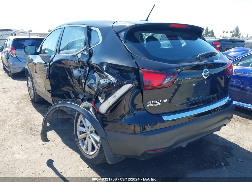2017 NISSAN ROGUE SPORT S VIN: JN1BJ1CP8HW034137