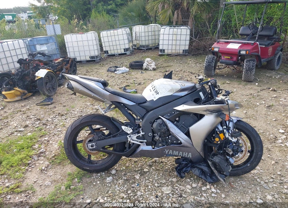2004 YAMAHA YZFR1 VIN: JYARN13E34A003136