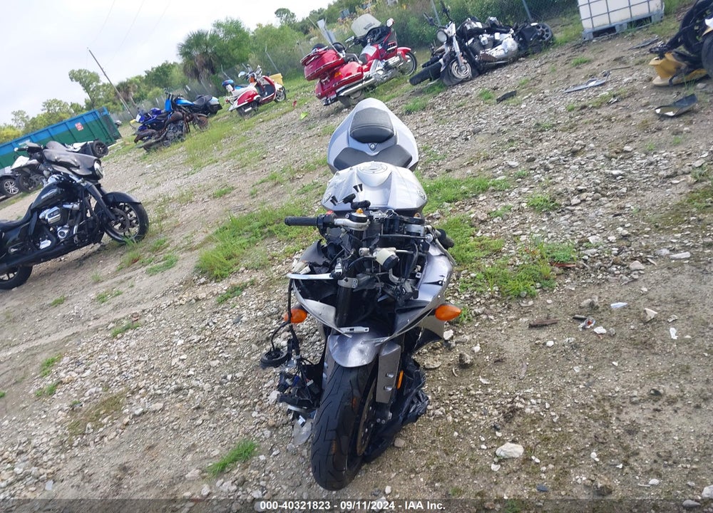 2004 YAMAHA YZFR1 VIN: JYARN13E34A003136