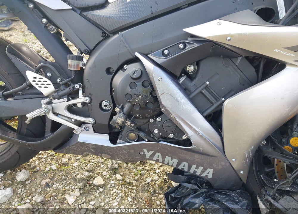 2004 YAMAHA YZFR1 VIN: JYARN13E34A003136