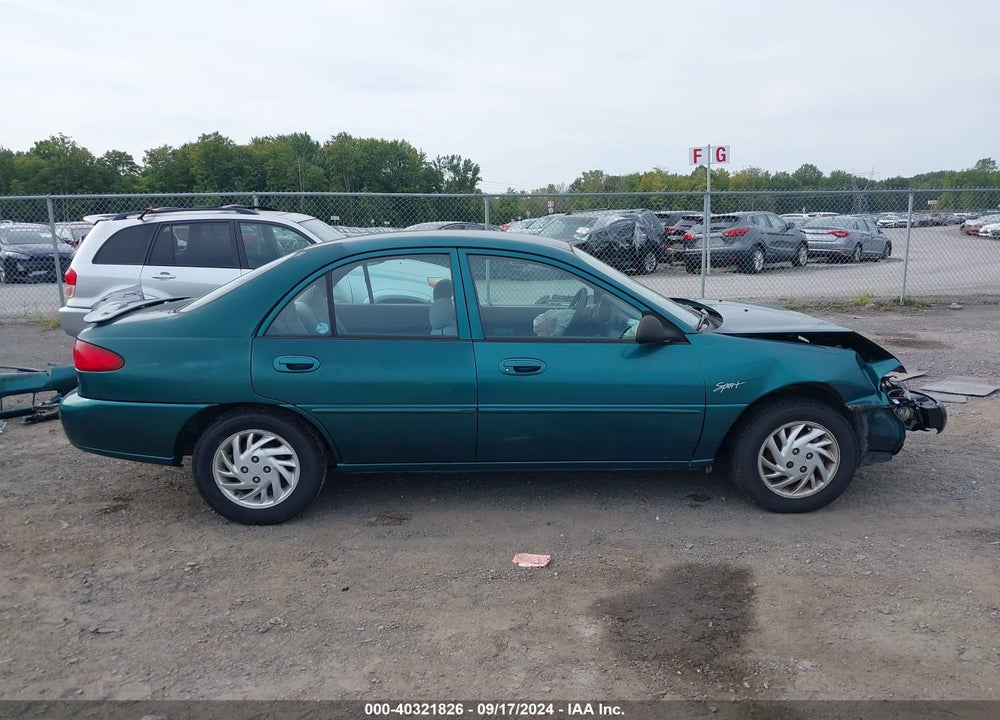 1998 FORD ESCORT SE VIN: 1FAFP13P3WW302088