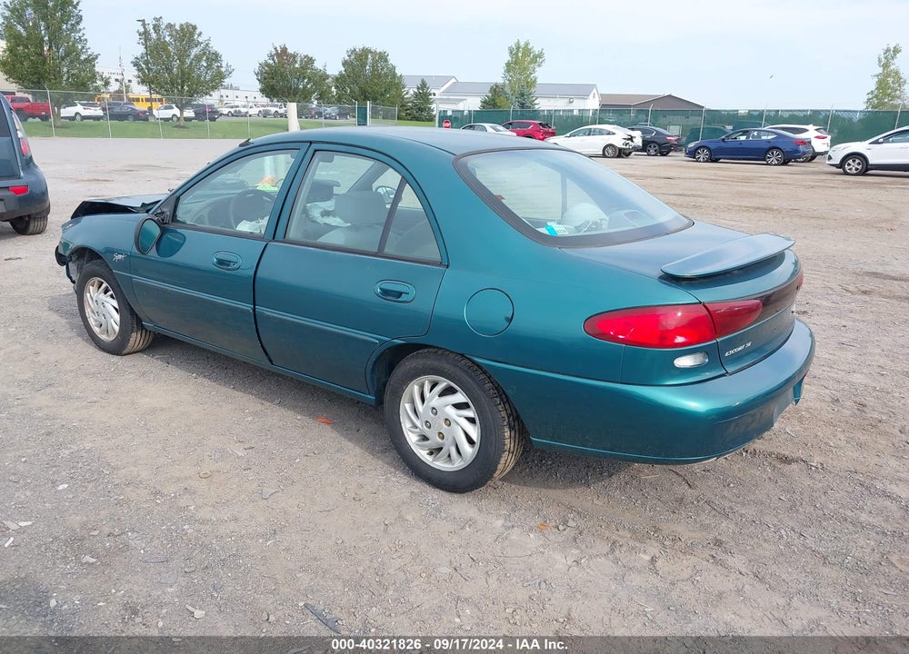 1998 FORD ESCORT SE VIN: 1FAFP13P3WW302088