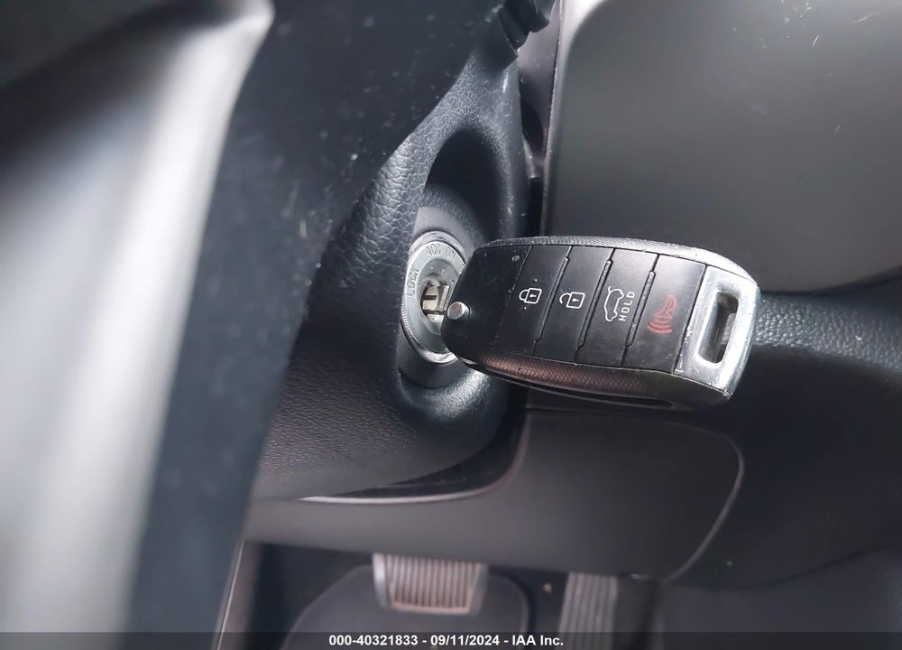 2015 KIA SPORTAGE EX VIN: KNDPC3AC2F7741976