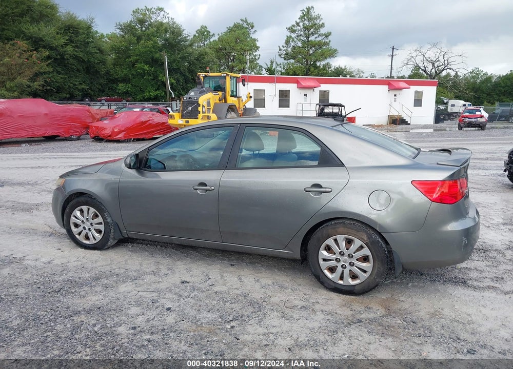2011 KIA FORTE EX VIN: KNAFU4A21B5459336