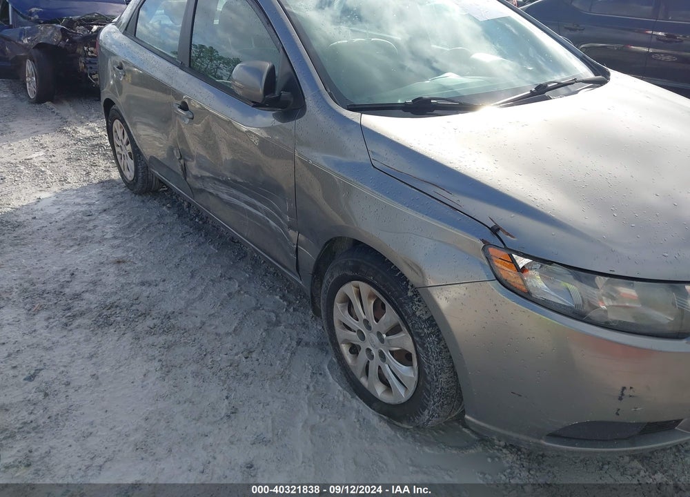 2011 KIA FORTE EX VIN: KNAFU4A21B5459336