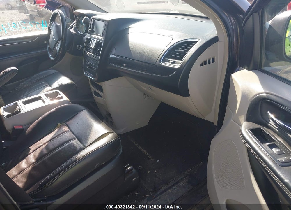 2015 CHRYSLER TOWN & COUNTRY TOURING VIN: 2C4RC1BG5FR645305