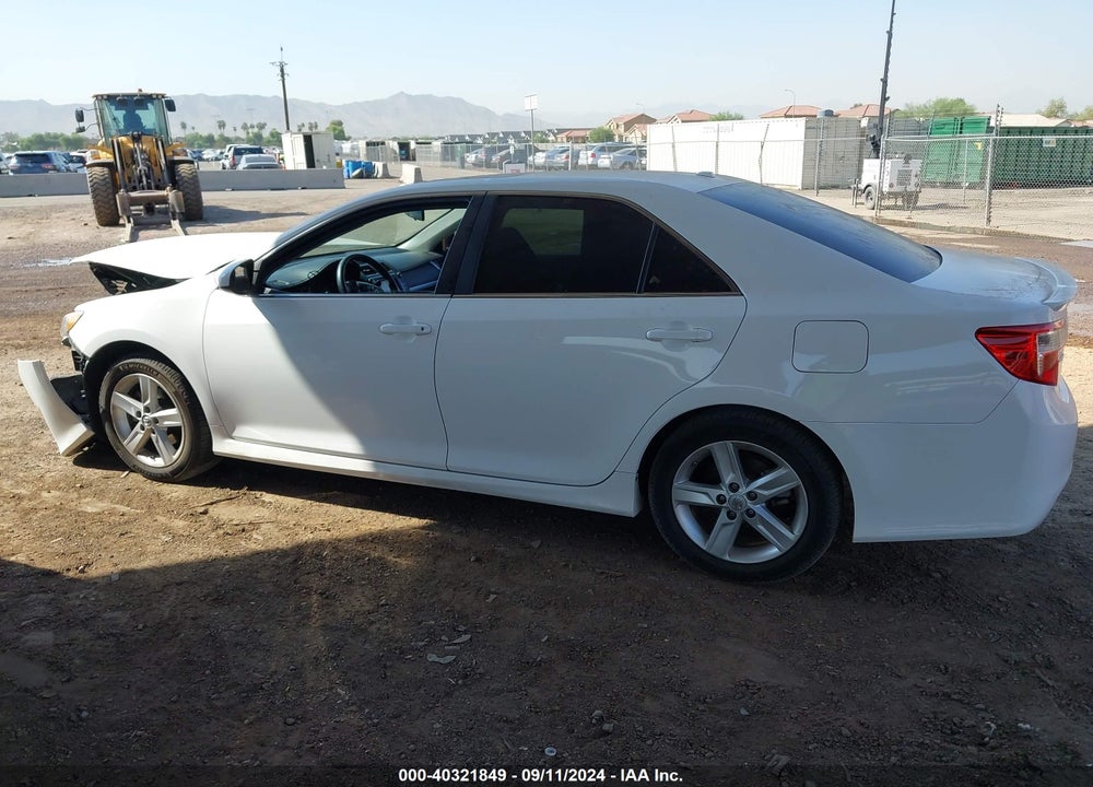 2013 TOYOTA CAMRY SE VIN: 4T1BF1FK2DU299202