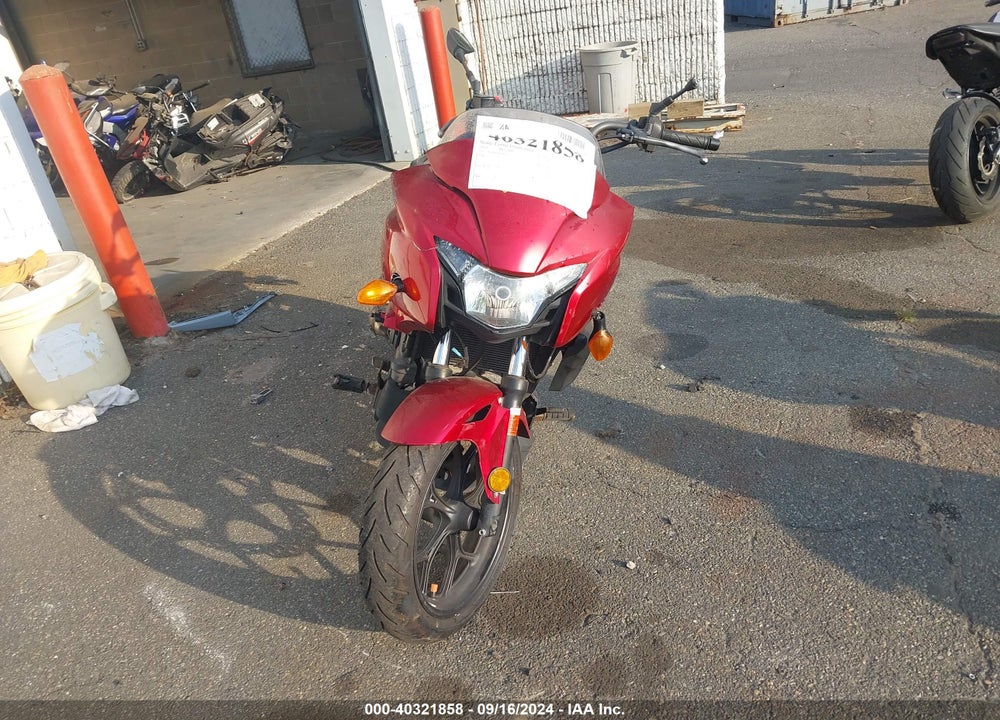 2014 HONDA CTX700 VIN: JH2RC6906EK001211