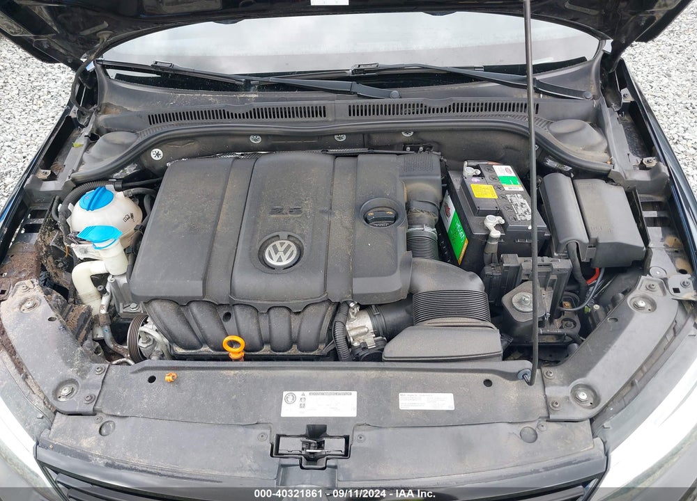 2012 VOLKSWAGEN JETTA 2.5L SE VIN: 3VWDP7AJ7CM418051