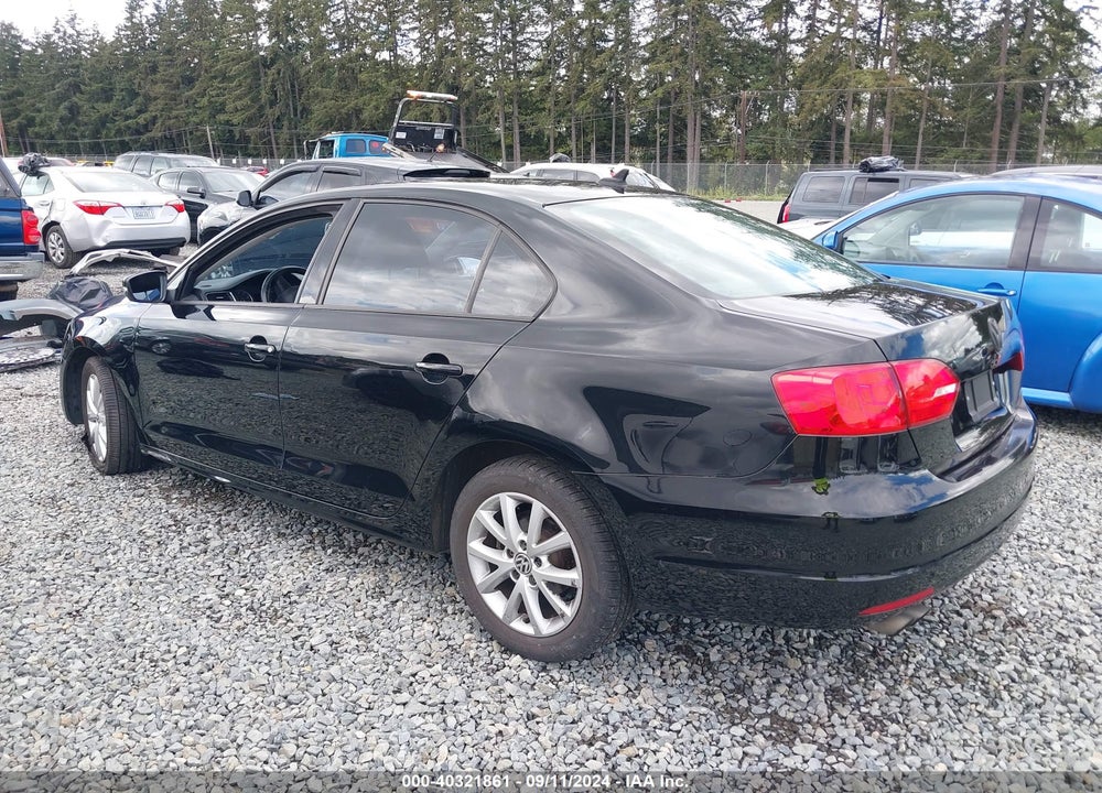 2012 VOLKSWAGEN JETTA 2.5L SE VIN: 3VWDP7AJ7CM418051