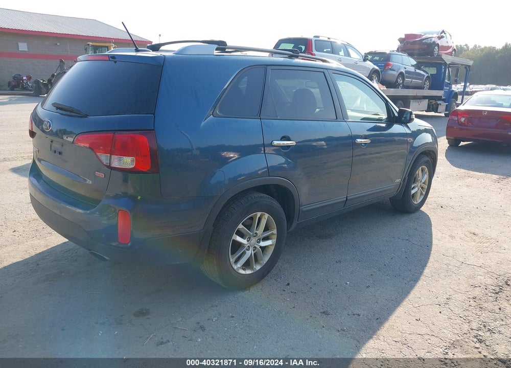 2014 KIA SORENTO LX V6 VIN: 5XYKTDA79EG444434