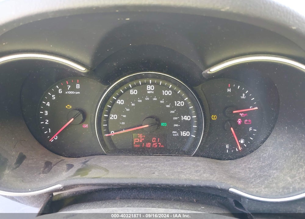 2014 KIA SORENTO LX V6 VIN: 5XYKTDA79EG444434