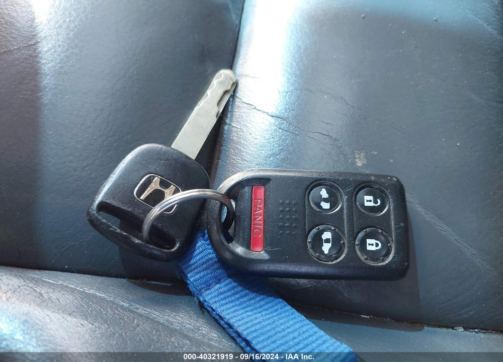2005 HONDA ODYSSEY EX-L VIN: 5FNRL387X5B022646