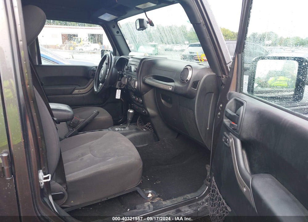 2018 JEEP WRANGLER JK UNLIMITED SPORT S 4X4 VIN: 1C4BJWDG3JL859003