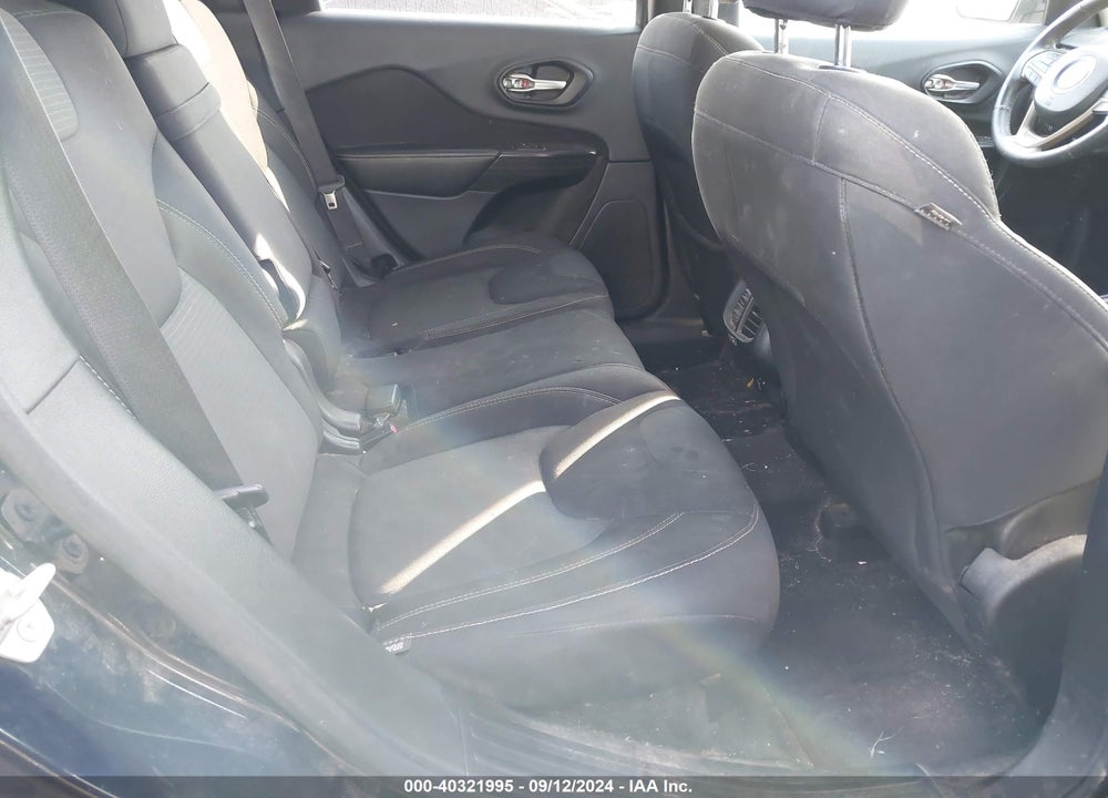 2016 JEEP CHEROKEE LATITUDE VIN: 1C4PJLCB9GW200778