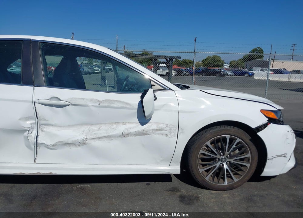 2018 TOYOTA CAMRY SE VIN: 4T1B11HK2JU047490