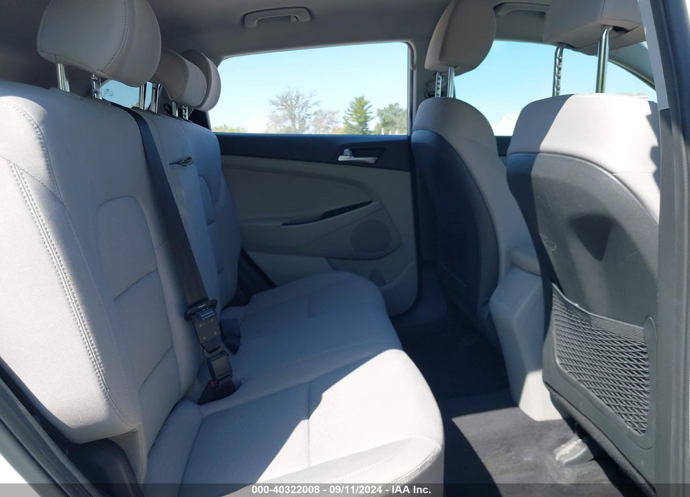 2019 HYUNDAI TUCSON SE VIN: KM8J23A42KU056904
