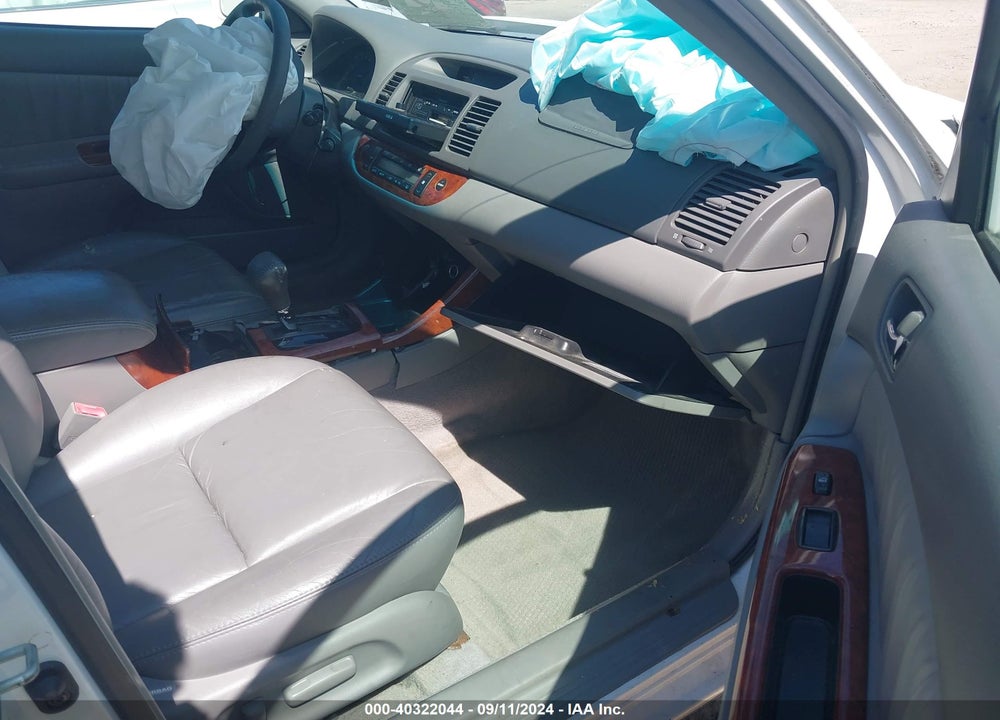 2002 TOYOTA CAMRY XLE V6 VIN: 4T1BF30K12U025989