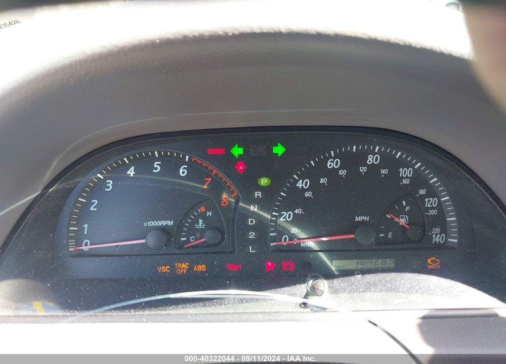2002 TOYOTA CAMRY XLE V6 VIN: 4T1BF30K12U025989