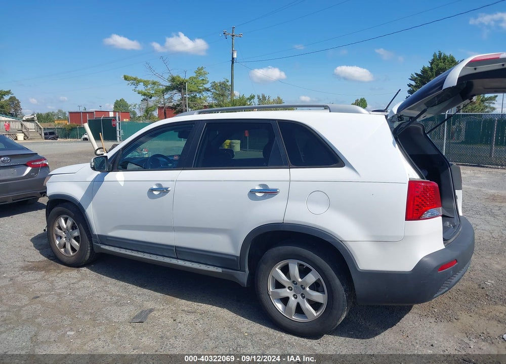 2012 KIA SORENTO LX VIN: 5XYKT3A6XCG240806