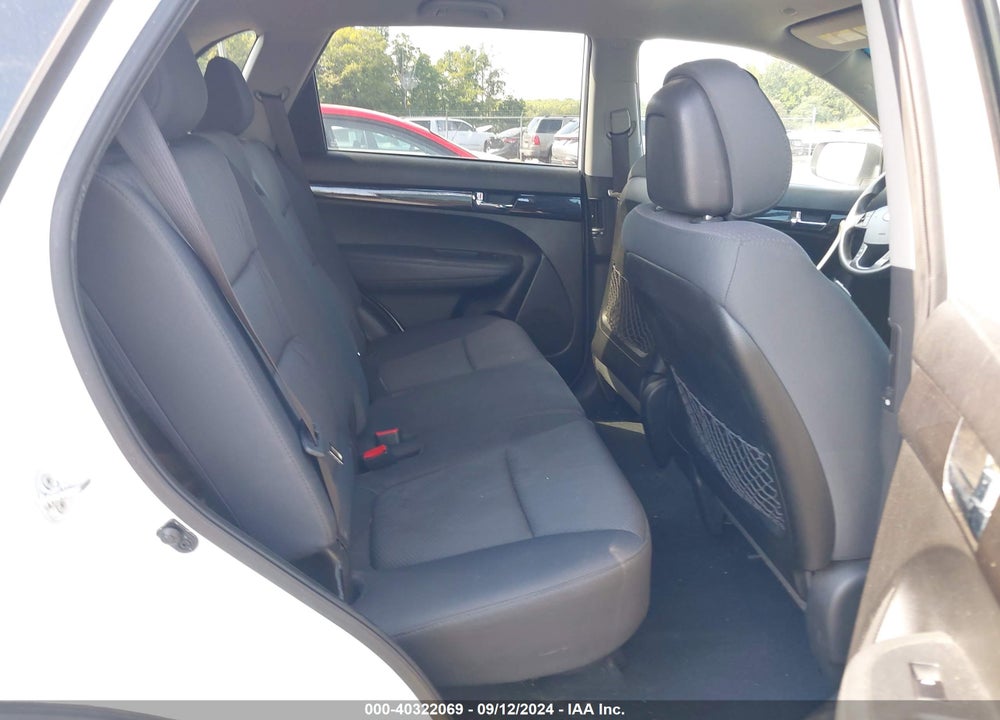 2012 KIA SORENTO LX VIN: 5XYKT3A6XCG240806